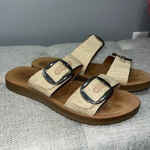 Soda Raffia Double Strap Sandal Size 8.5 USED Tan Beige